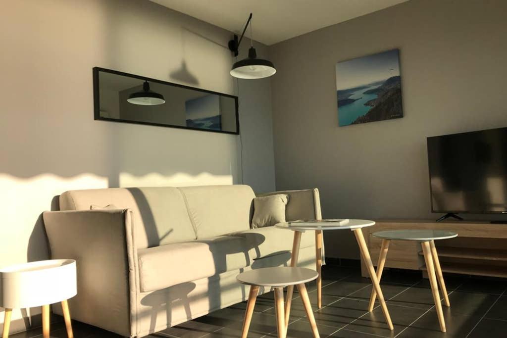Roc & Lac - Terrasse Vue Lac, Piscine, Parking 维里尔·杜·拉克 外观 照片